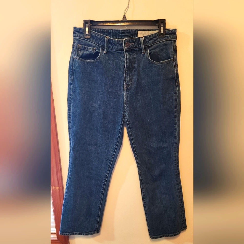 Flared high-waisted cropped jeans